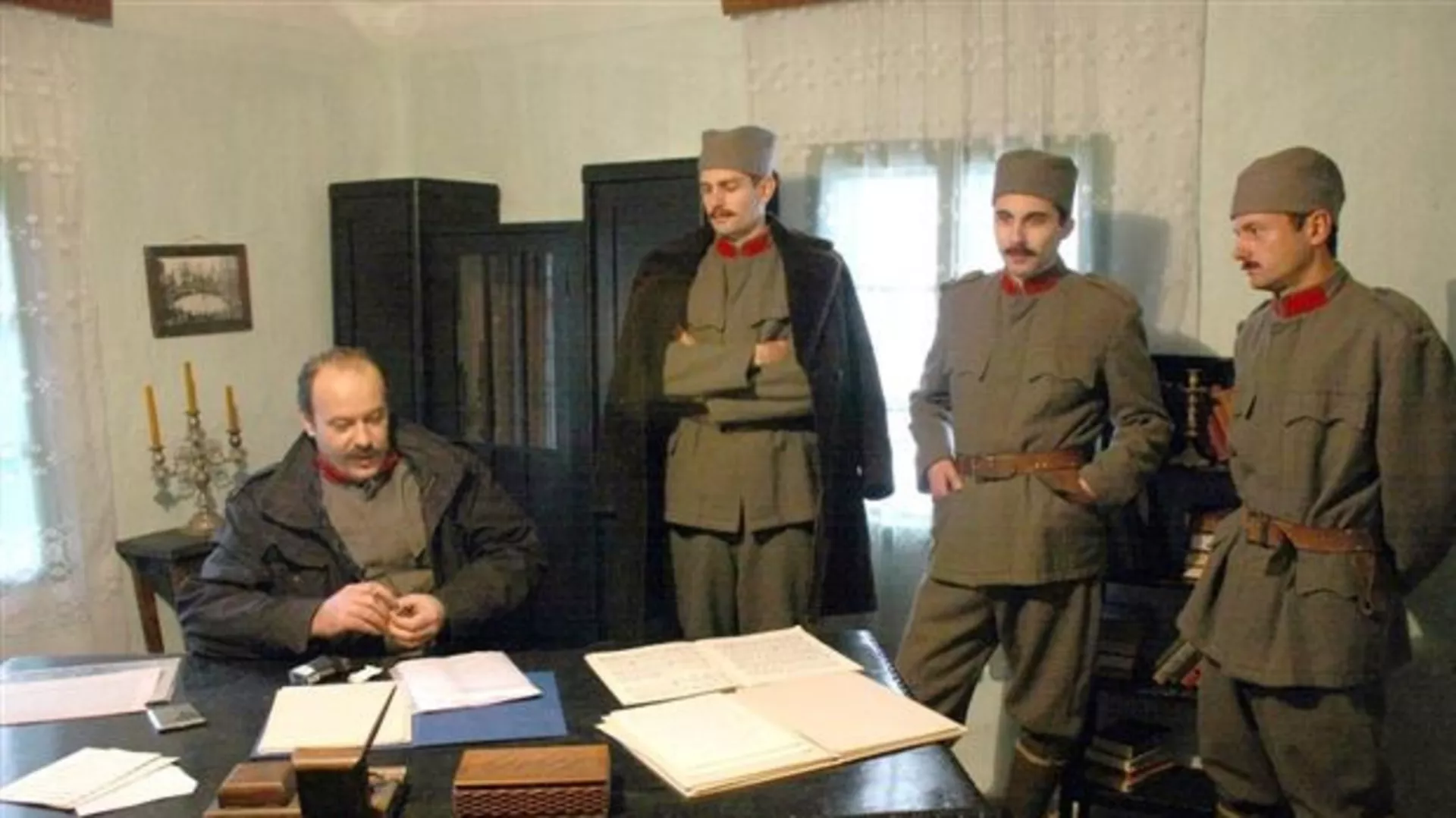 Umetnost u ratu: Vojničko pozorište (R)
