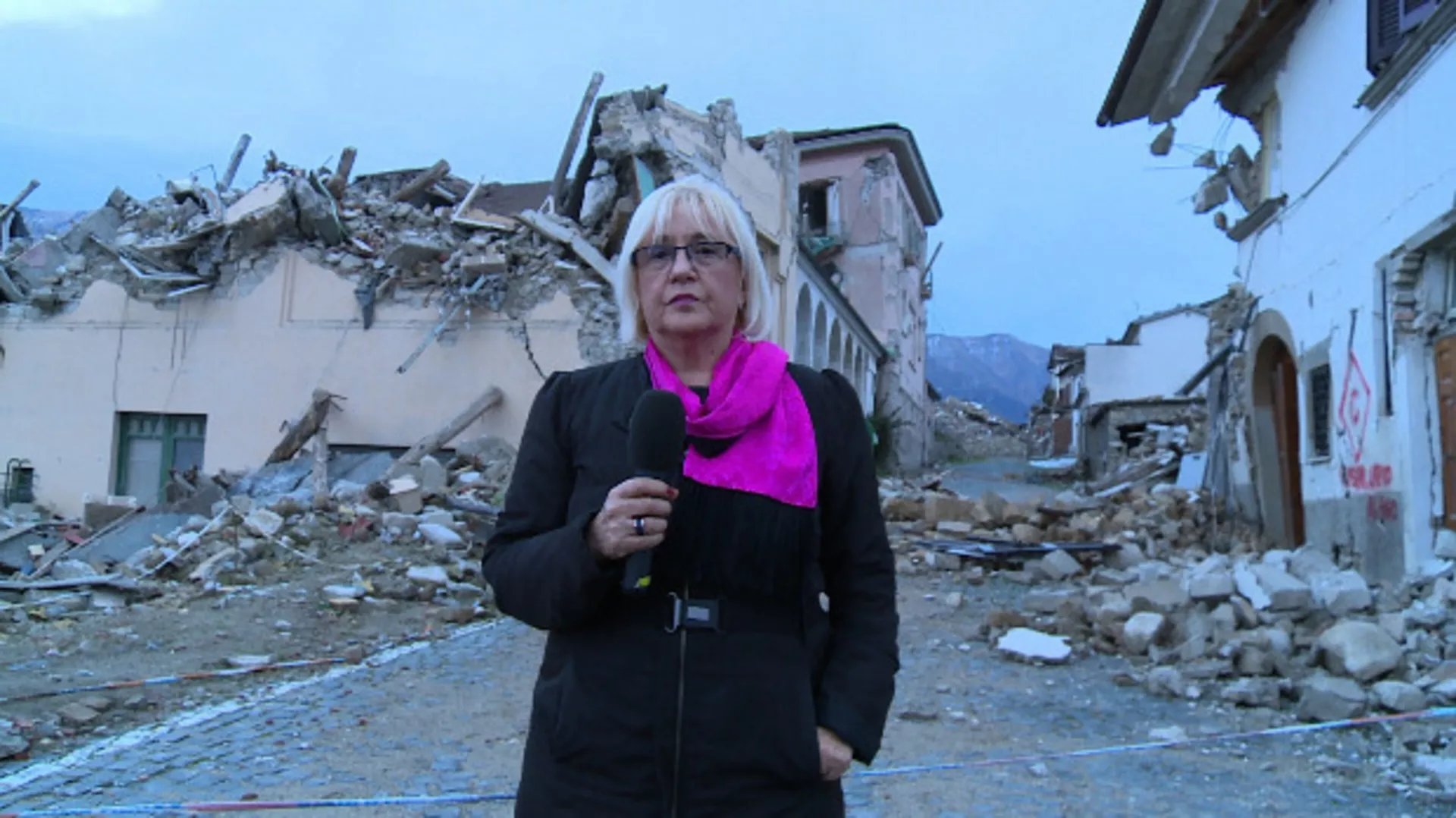 Mira Adanja-Polak: Amatriče, najlepši grad u Italiji (R)
