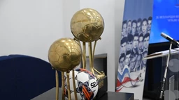 Играјмо за 16, 1. еп. (R)