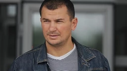 Књижевни дијалог: Енес Халиловић