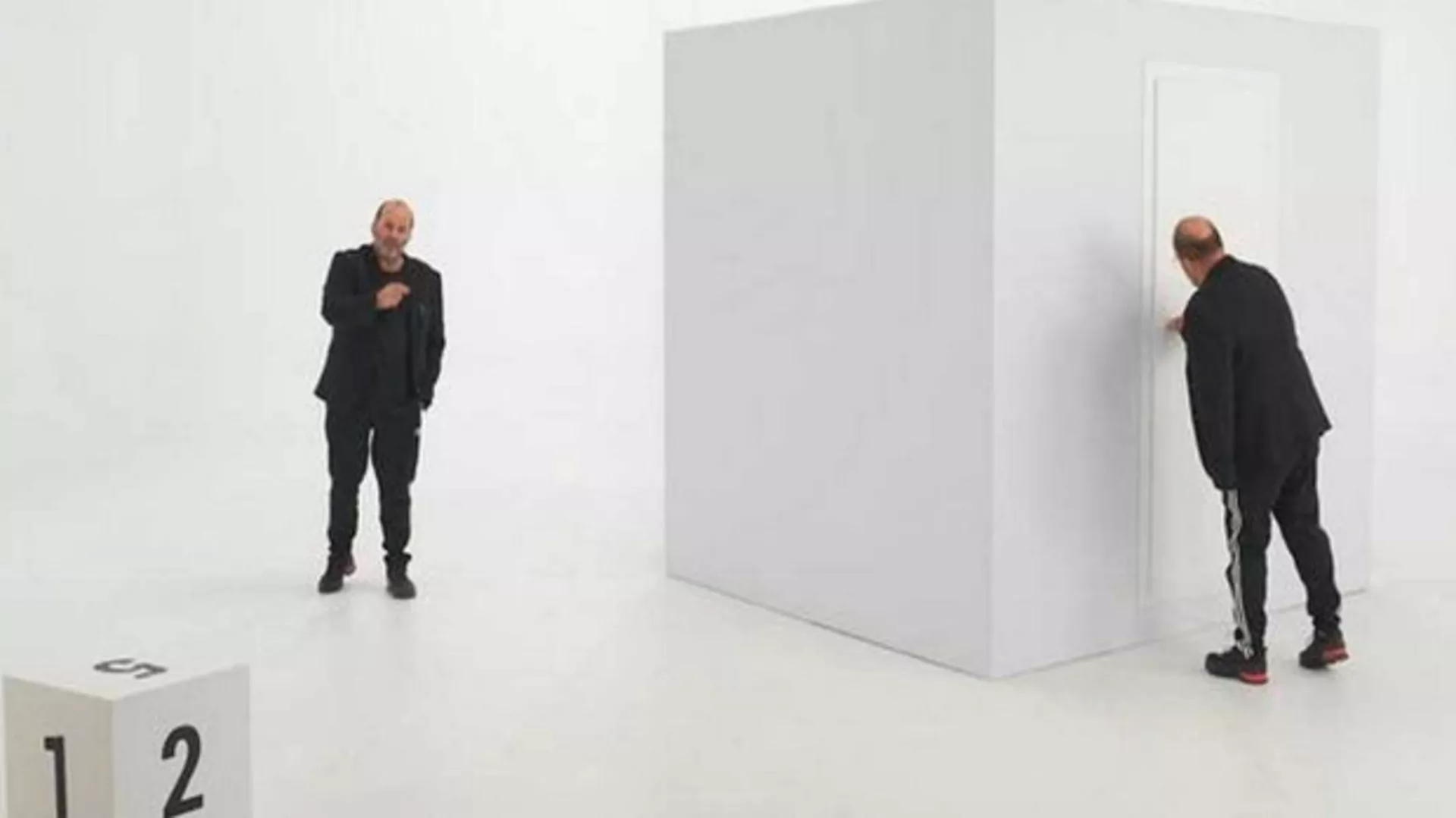 Kreativne industrije: Gde živimo i šta dodirujemo (R)