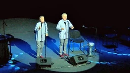Koncert braće Teofilović u Domu omladine