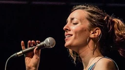 Музика света – Карола Ортиз