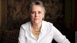 Kreativni distrikt: Vesna Goldsvorti (R)