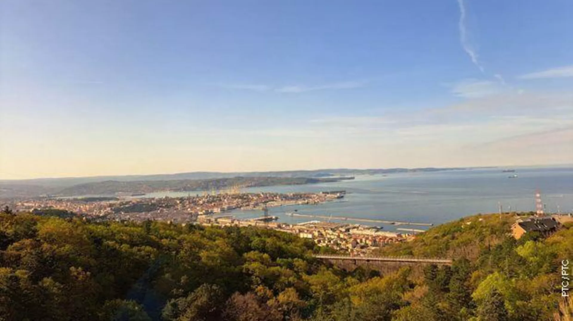 Vodič kroz budućnost: Napredne tehnologije i napredne studije u Trstu (R)