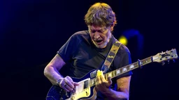 Џубокс 202: Крис Ријa, Пол Сајмон, Кет Стивенс, Здравко Чолић, Рани мраз, Златко Пејаковић...