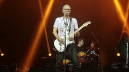 Електрични оргазам, 40 година 1. део