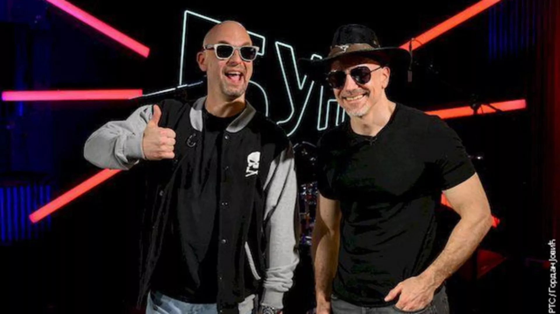 Бунт: Бвана и Џезери, Сале и Седлари (R)