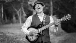 Блуз – Edward James "Son" House Jr.