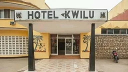 Meri Daglas: Hotel „Kvilu” – model i metafora (1)