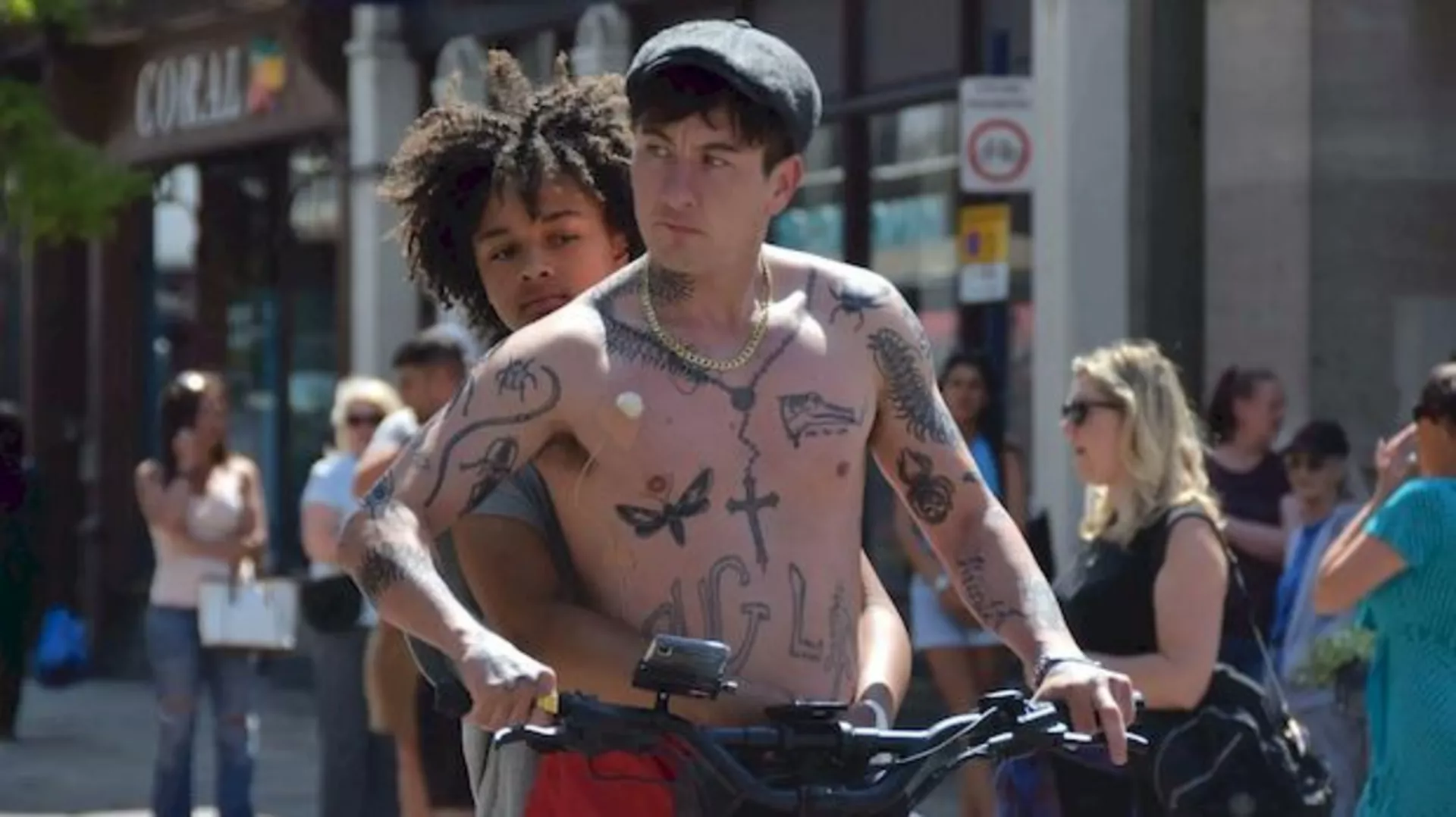 Птица, филм