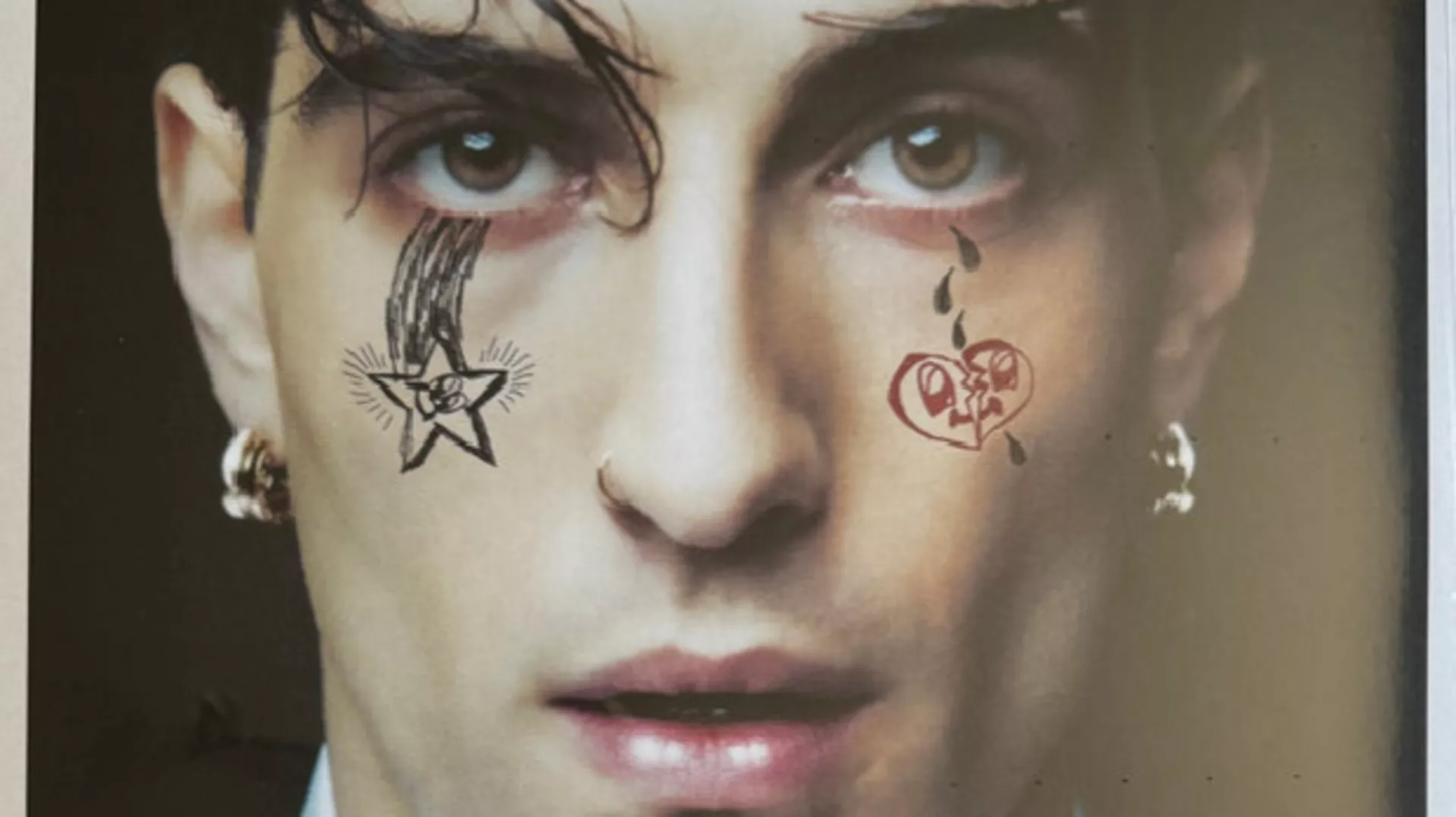 Ту и тамо: Говор и музика