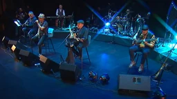 Звучни зид – Галија