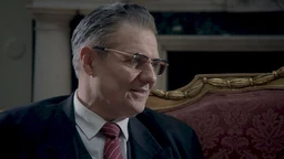 Тито-између истока и запада, документарно играна серија