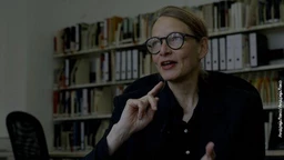 Avangarda, jezik ludosti: Dokumenta, 9-10 (R)