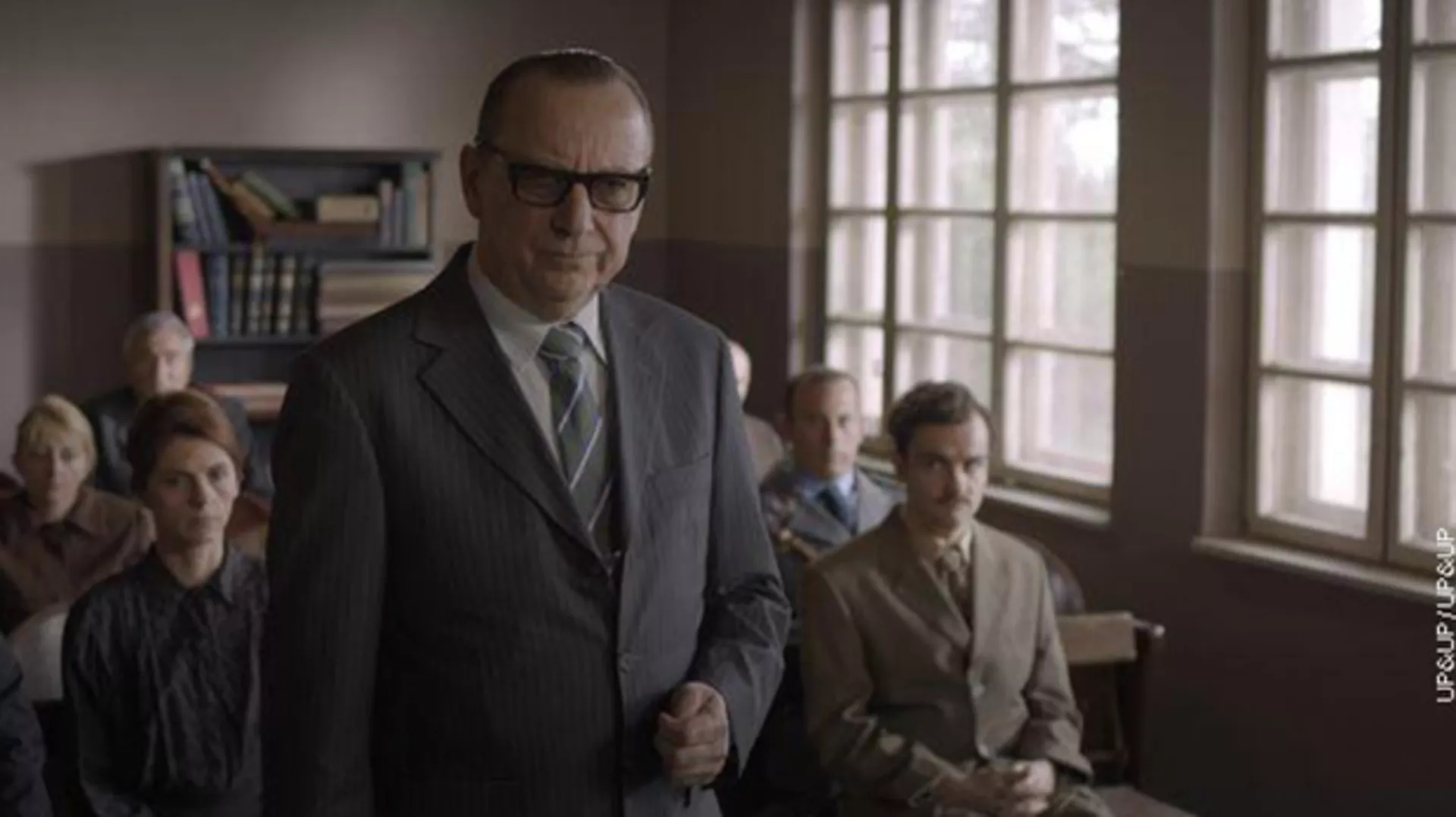 Бранилац: Чин подстанара, сезона 3, 8. епизода (R)