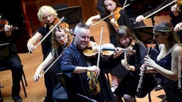 Koncert Najdžela Kenedija, 1. deo (R)