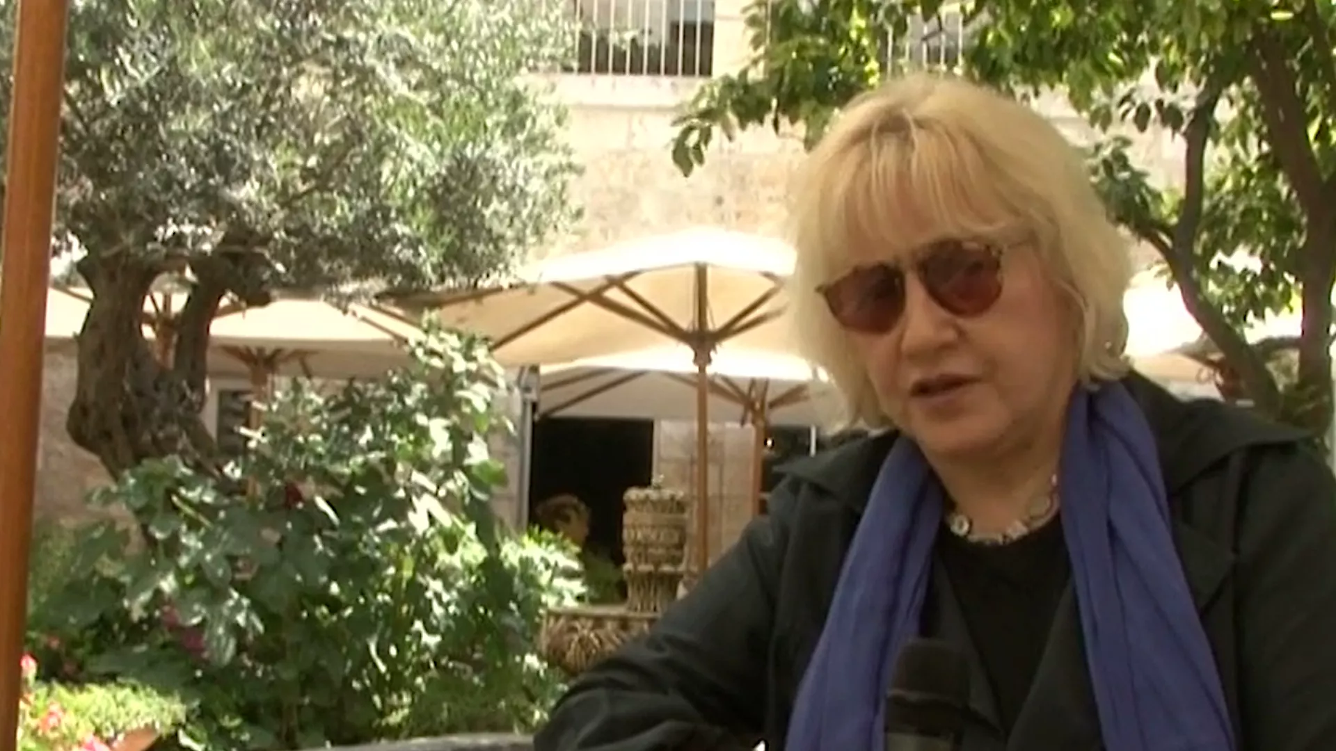 Mira Adanja Polak: Ekskluzivno - Čuvari tajni