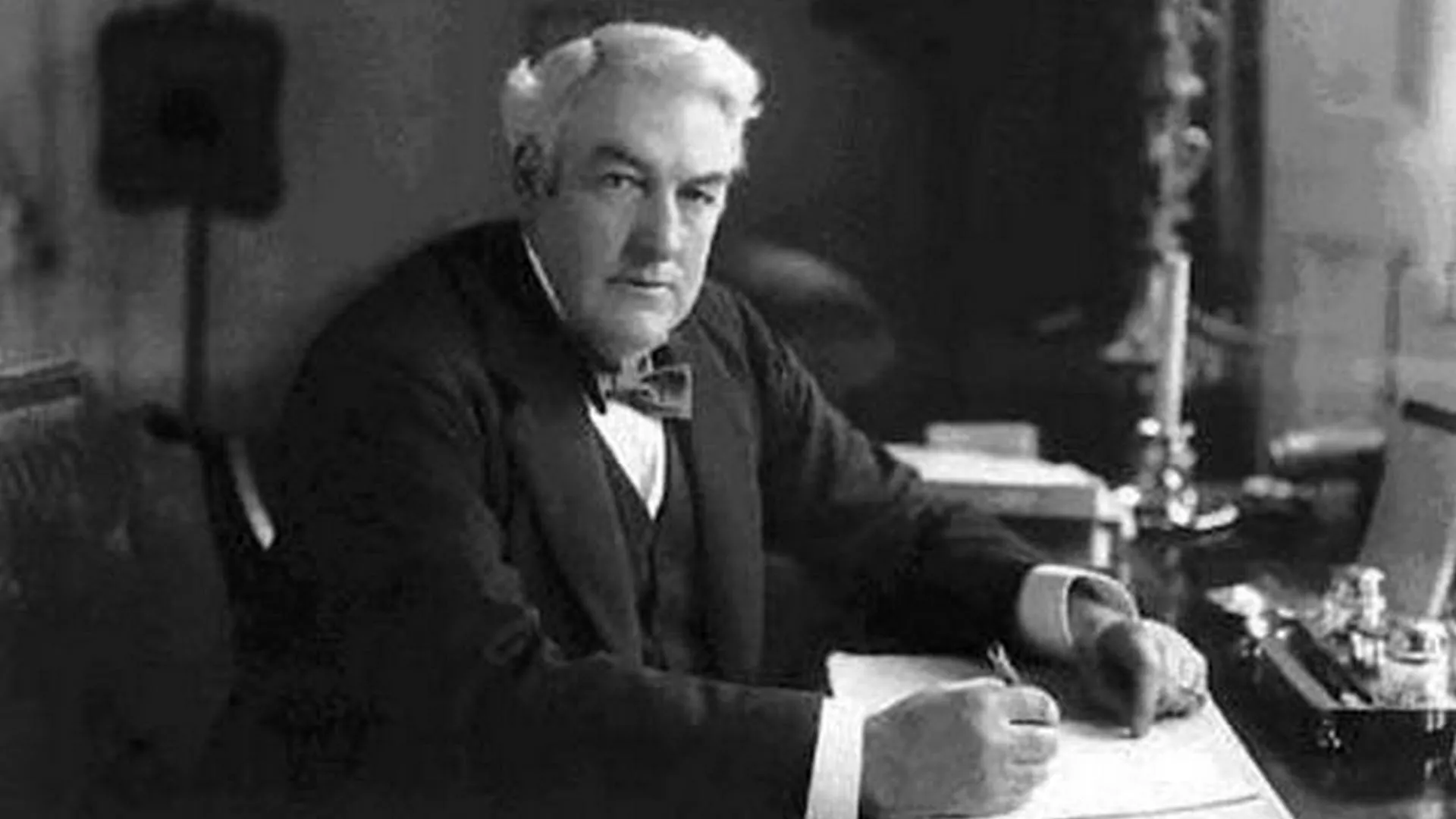 Kod dva bela goluba – Ernest Trubridž