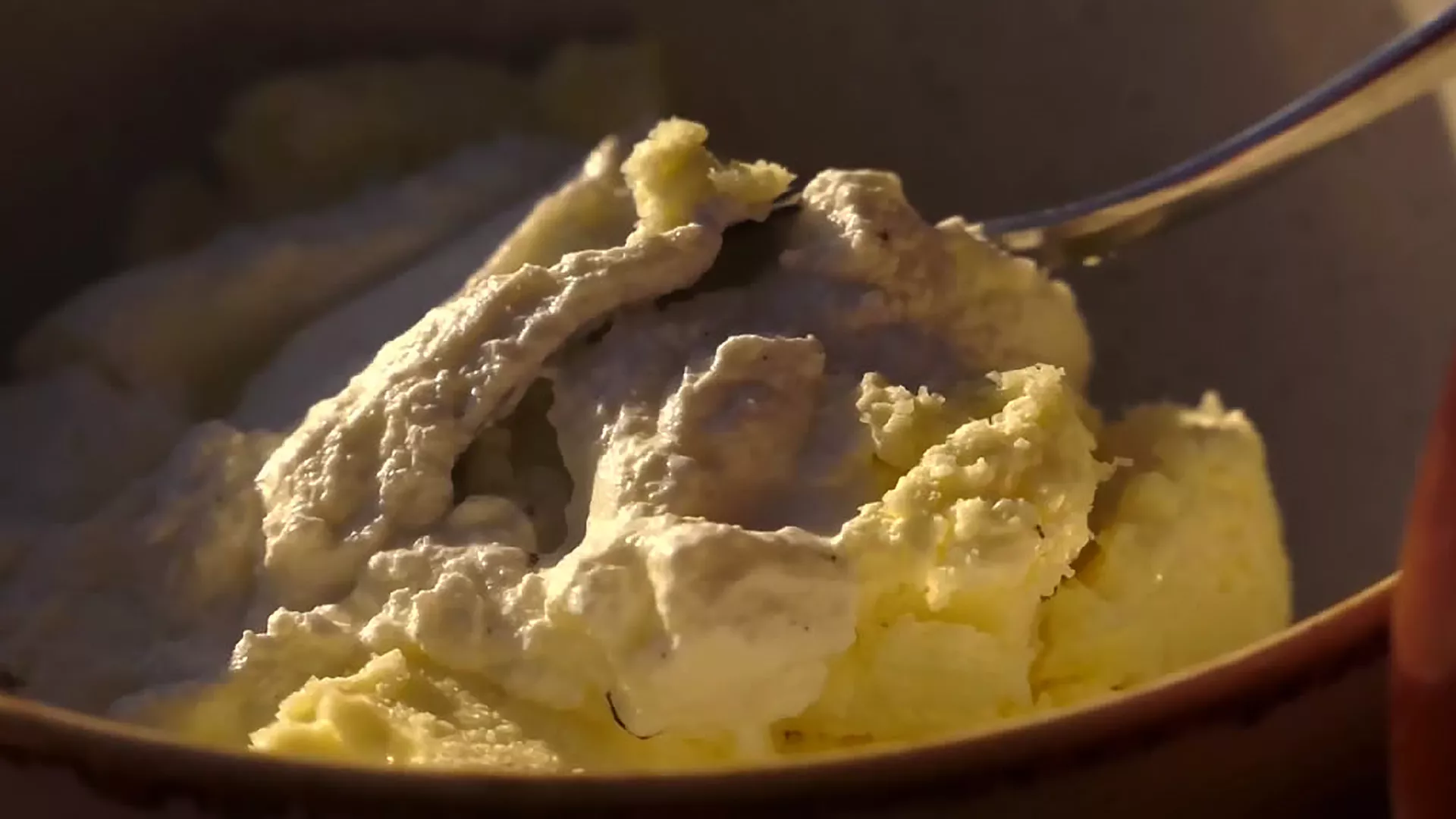 Gastronomad: Kajmak - simbol domaće srpske trpeze