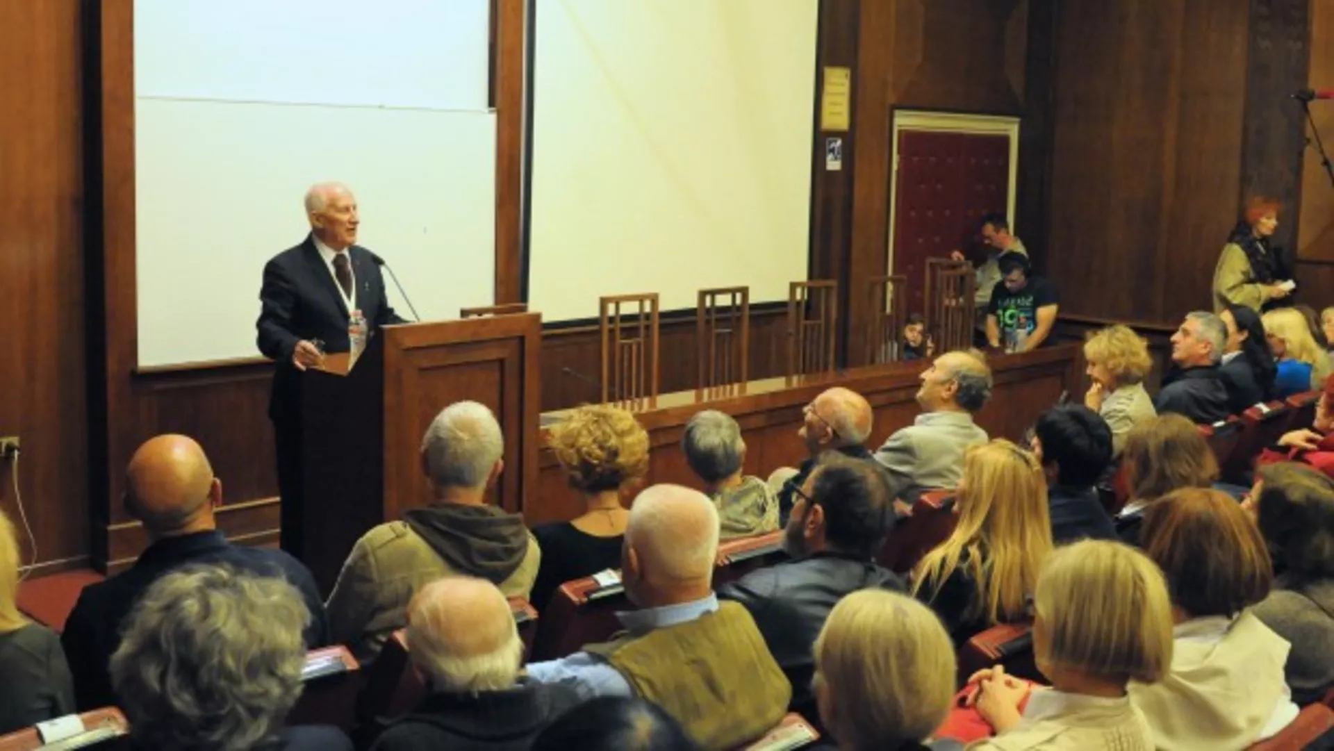 Poezija uživo – Matija Bećković