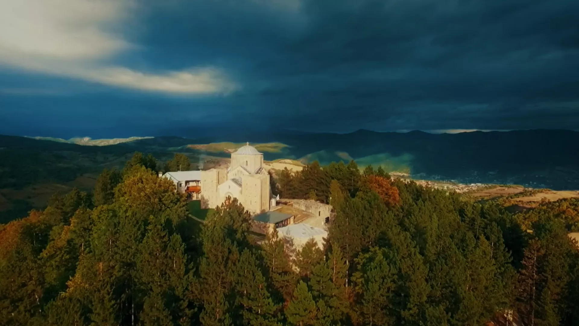 Putevi srednjeg veka – Stari Ras