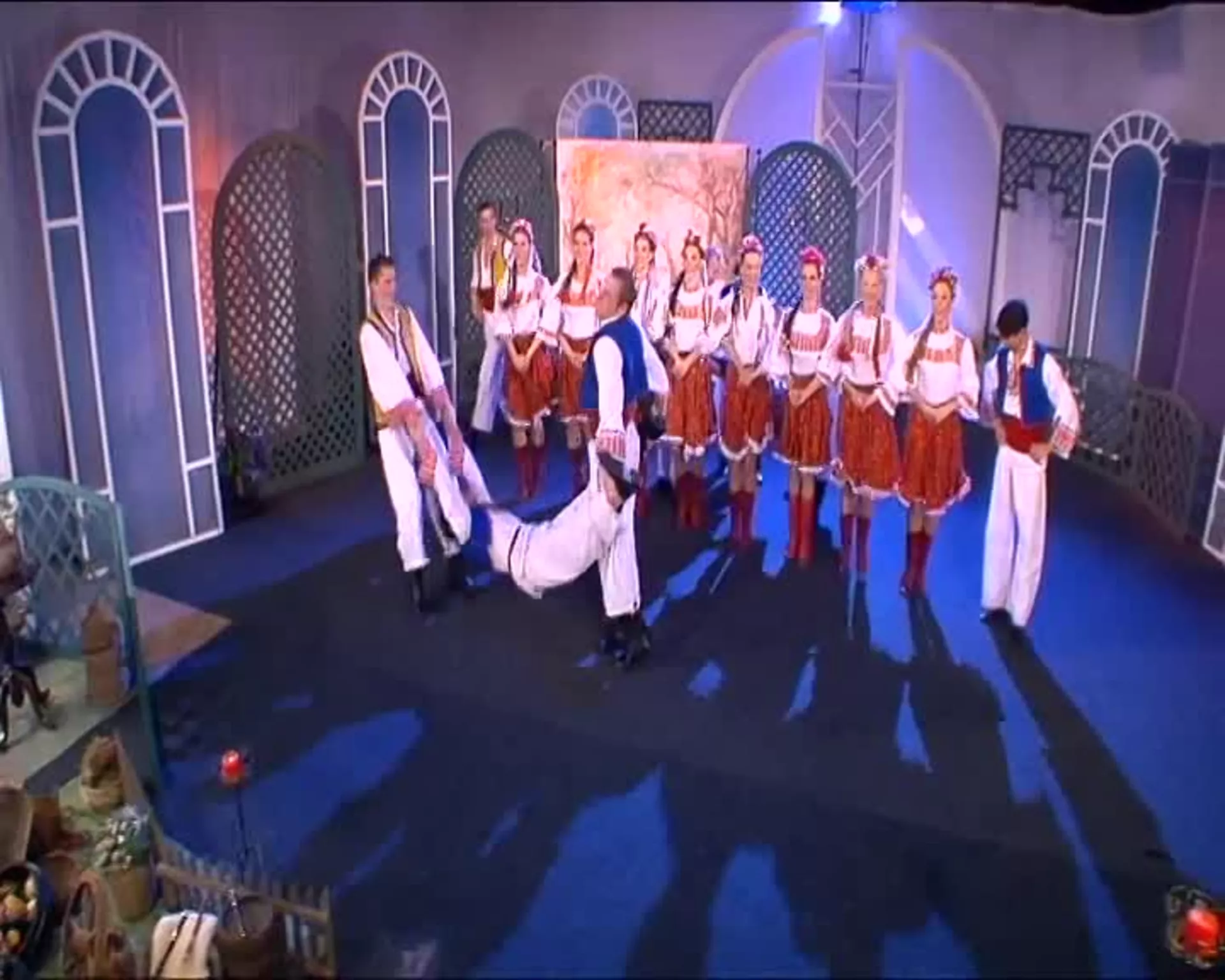 Igrale se delije na sred zemlje Srbije – Folklorni ansambl Frula