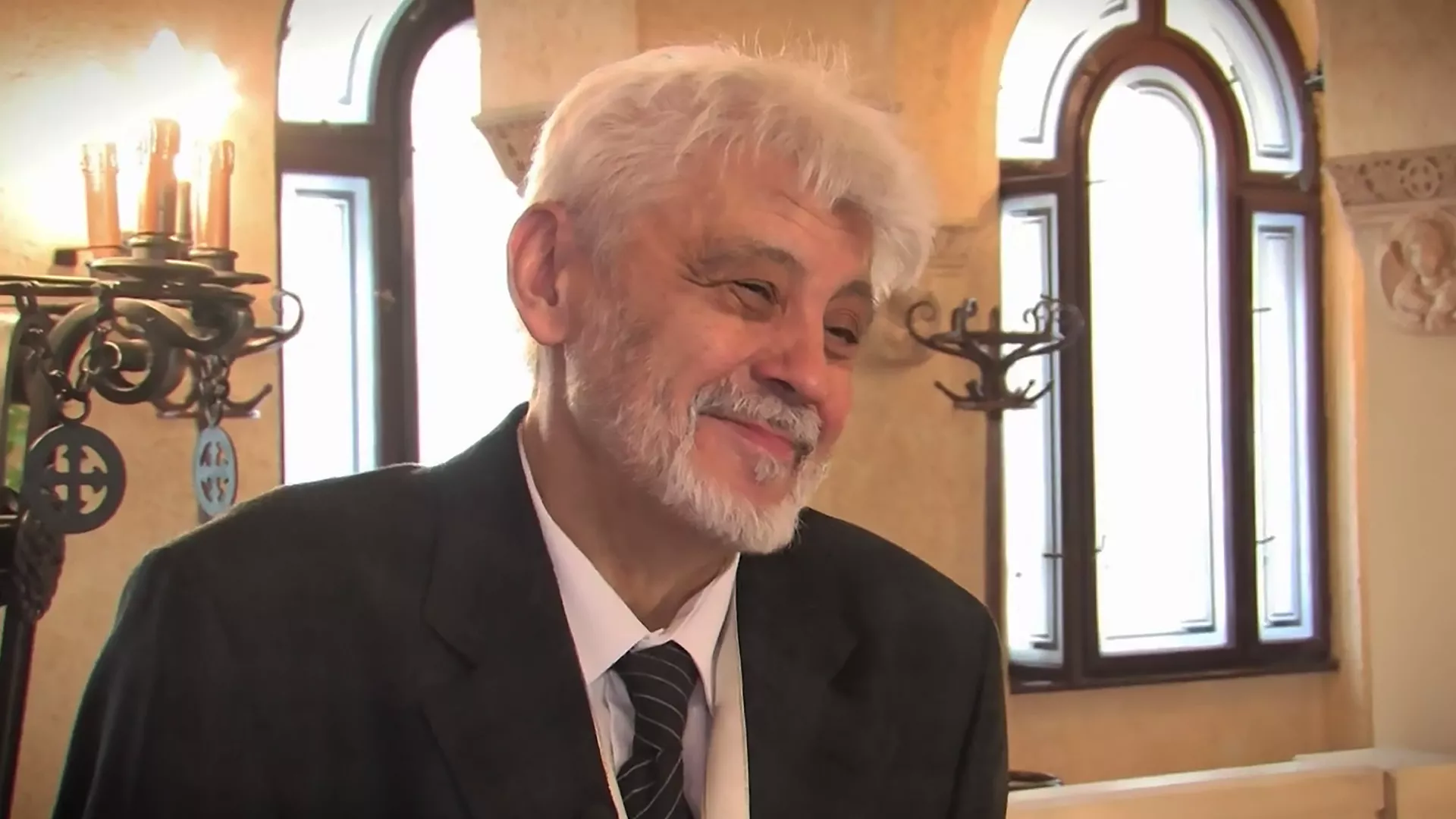 TV lica… kao sav normalan svet: In memoriam Milovan Vitezović