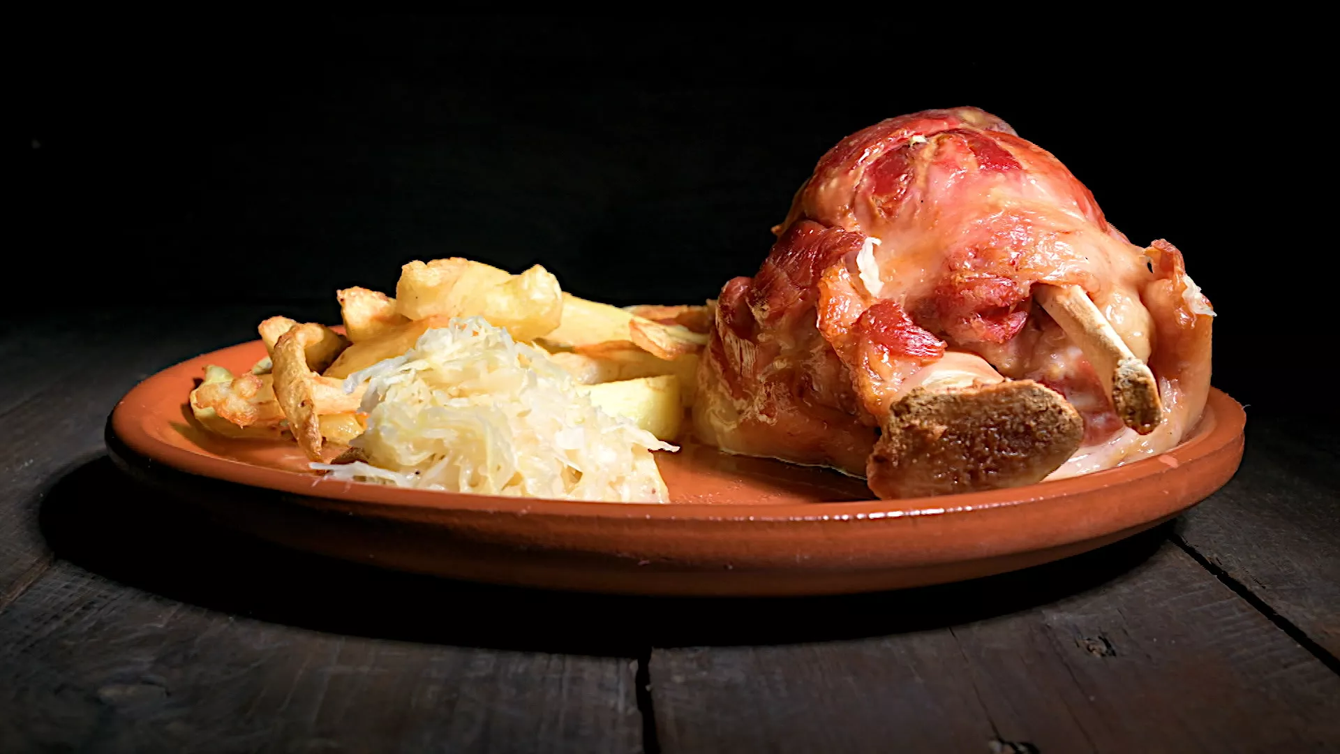 Gastronomad: Letnja svinjetina sa komoračem i pasuljem