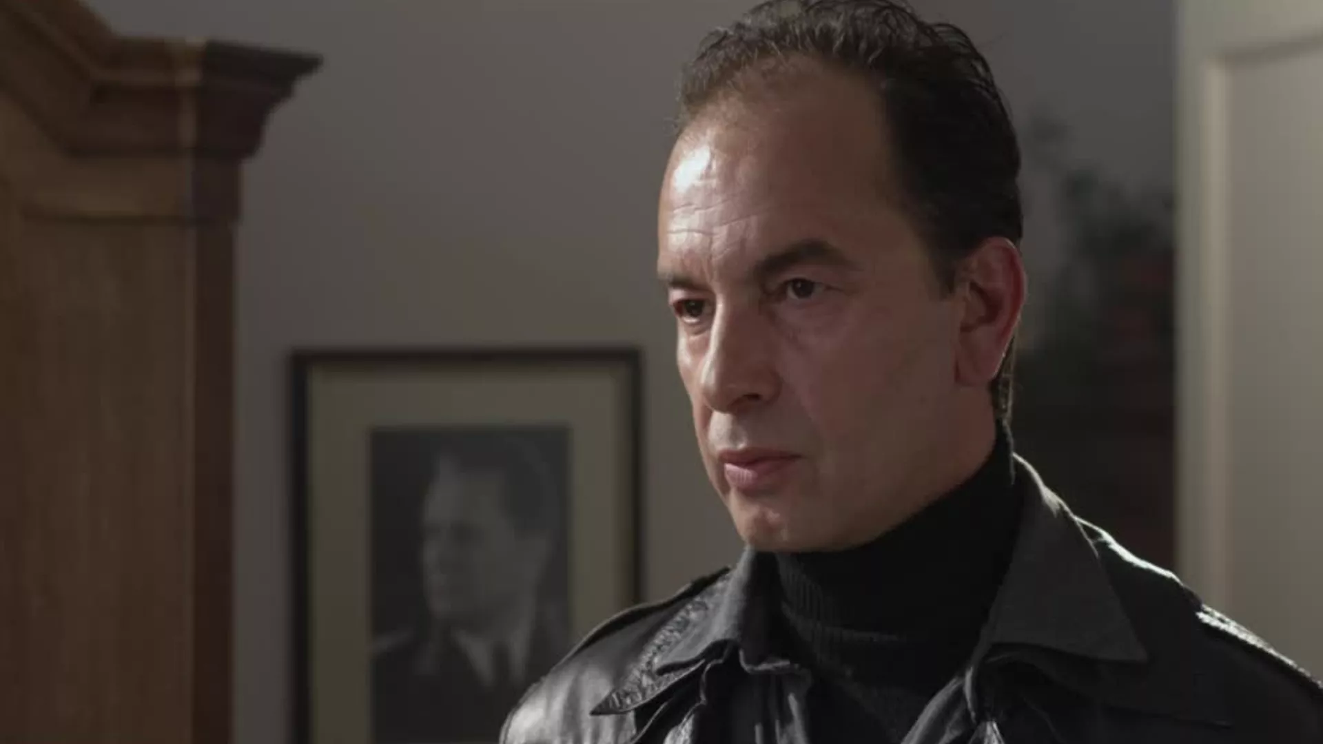 Branilac: Ko čuva čuvare?, prvi deo (2. sezona) (1. epizoda)