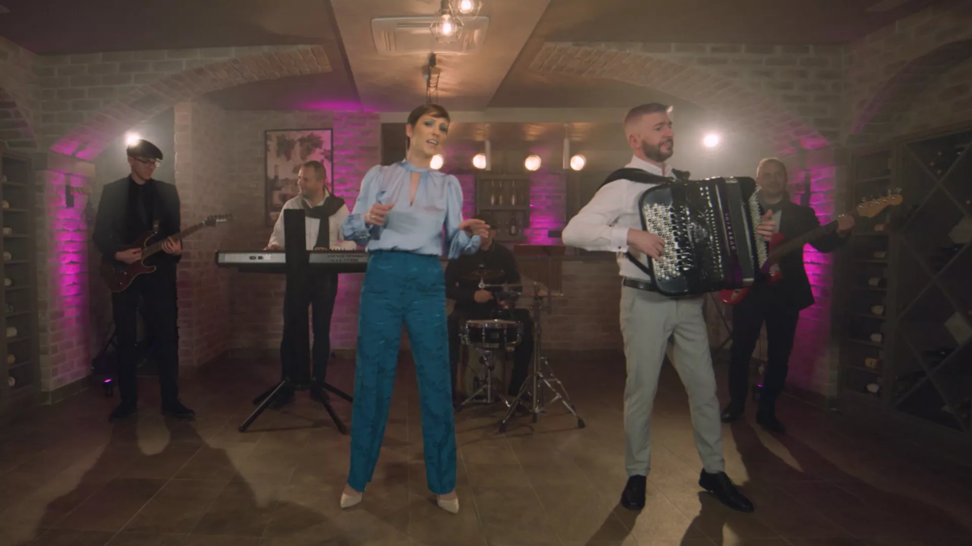 Milan Nikolić i Banda – Kad zaškripi kapija