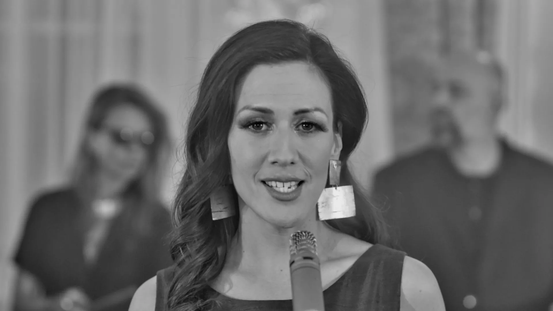 Aleksandar Dujin orkestar i Nevena Reljin – Čarolija