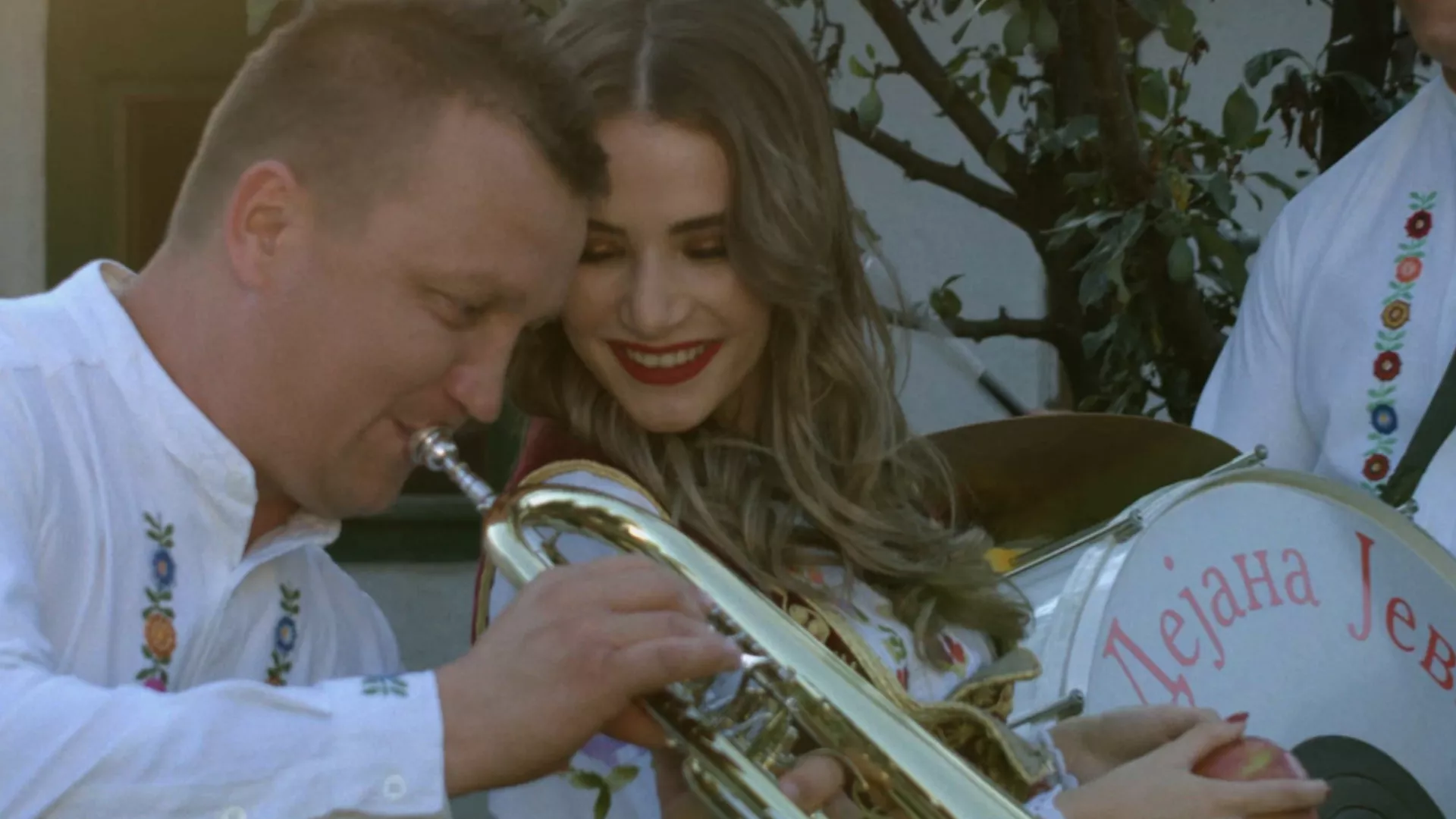 Trubački orkestar Dejana Jevđića i Ljubivoje Diković – Sećaš li se mala moja