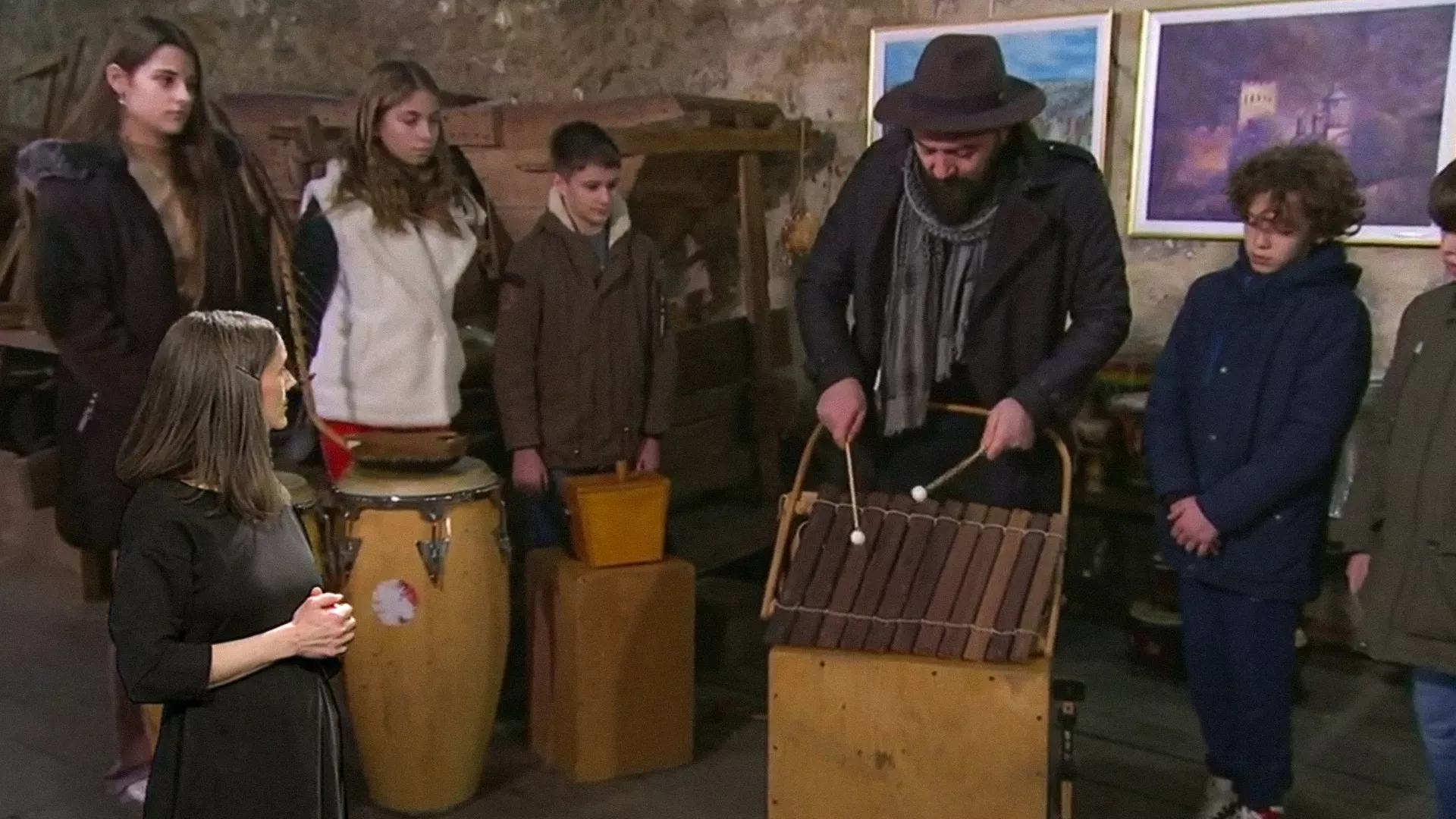 Pristupačan program: Kvadratura kruga – Muzika sveta (SZJ)