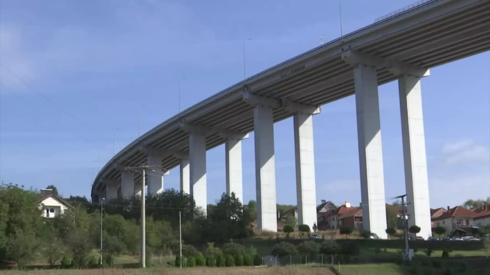Stršljen