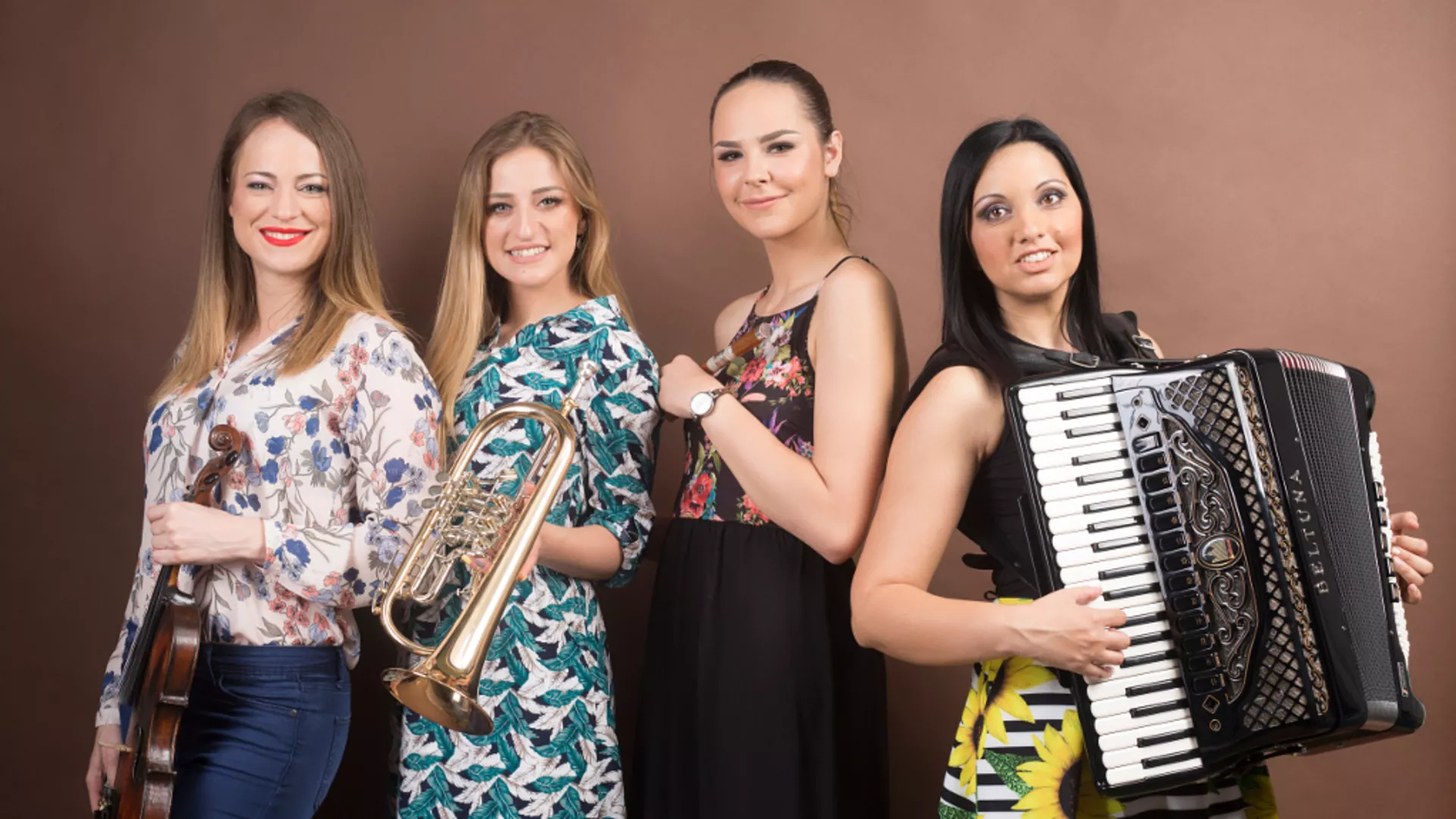 Rumenka kolo - Danijela, Sandra, Jelena i Neda
