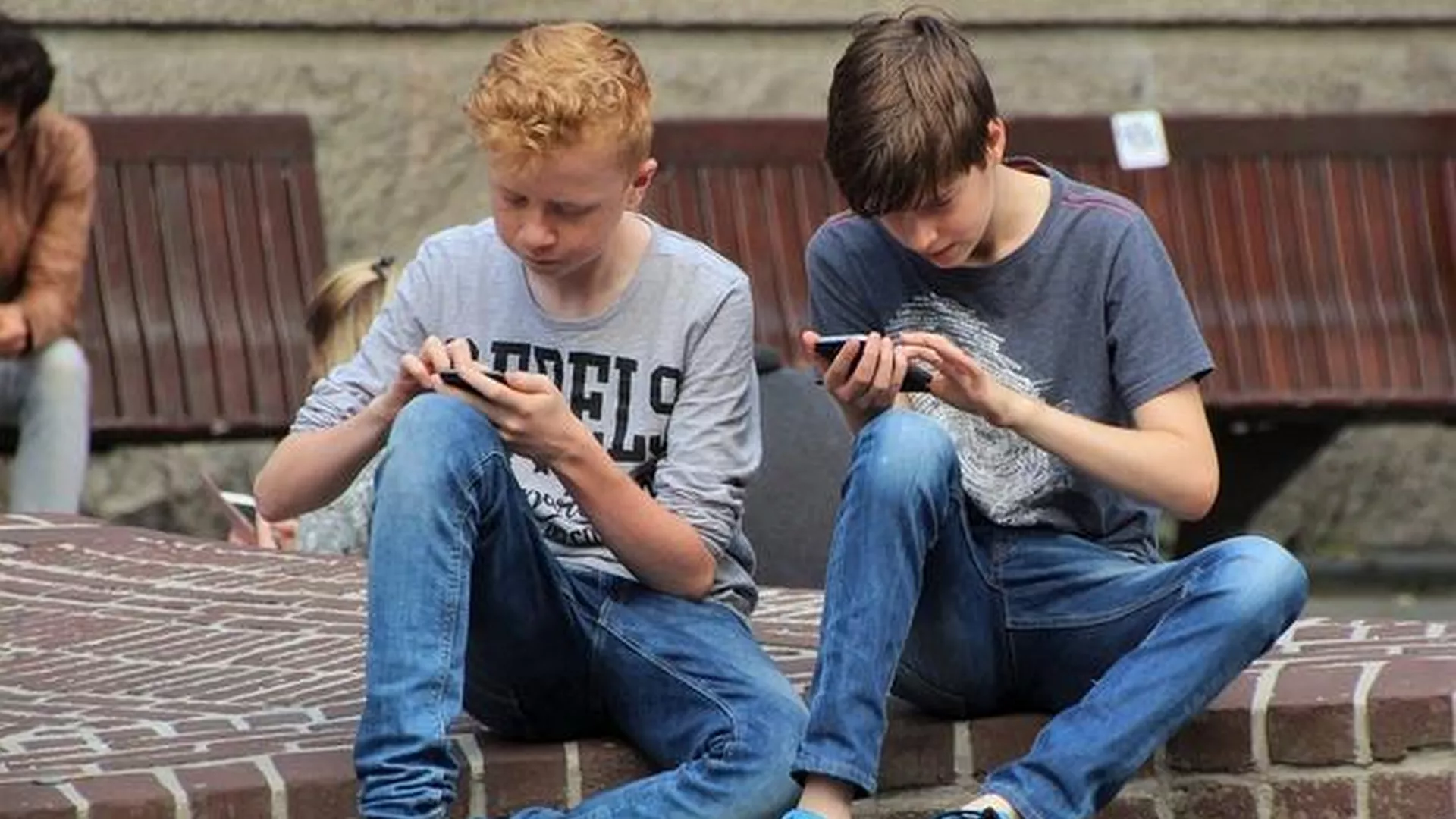Rečeno i prećutano - Uticaj medija na adolescente i adolescenti u medijima