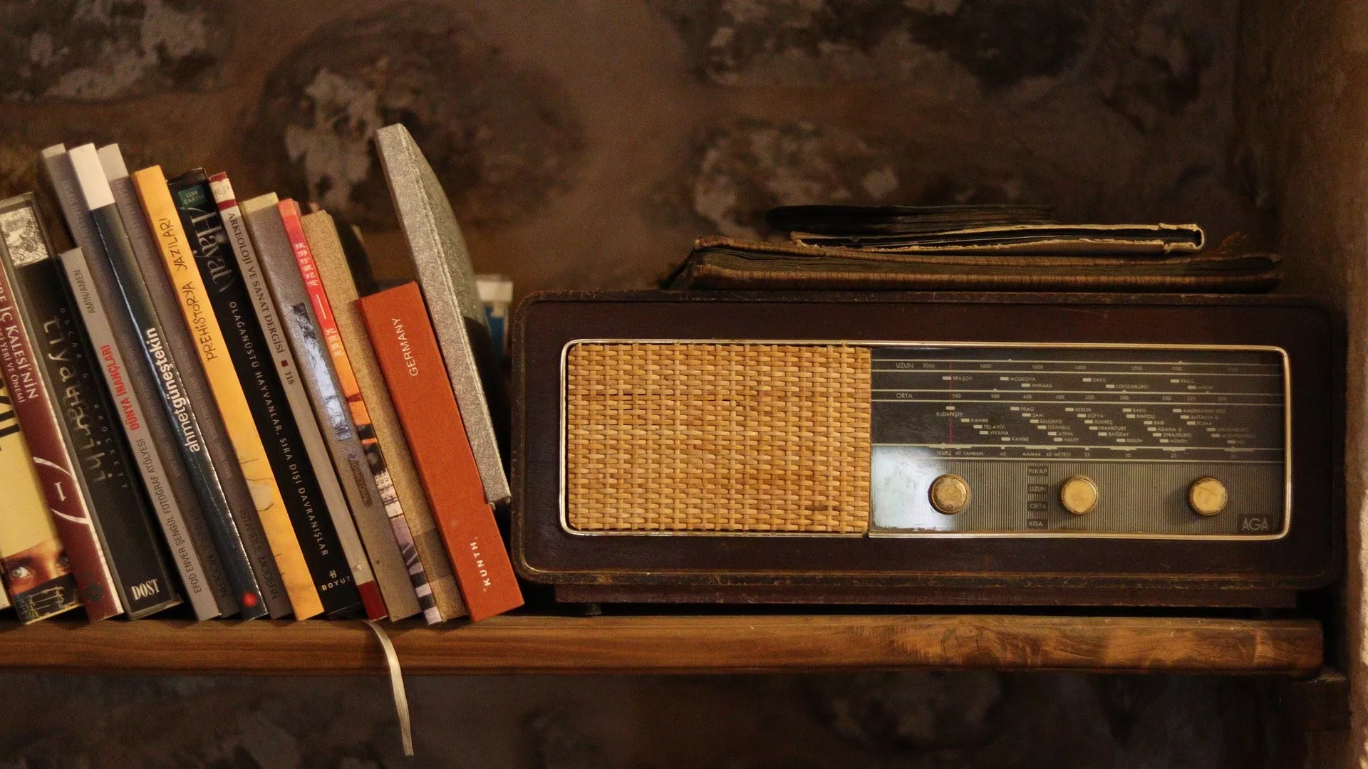 Zdravko Kučinar: Filozofija na Radio Beogradu. Predavanja Artura Liberta 1937–1938