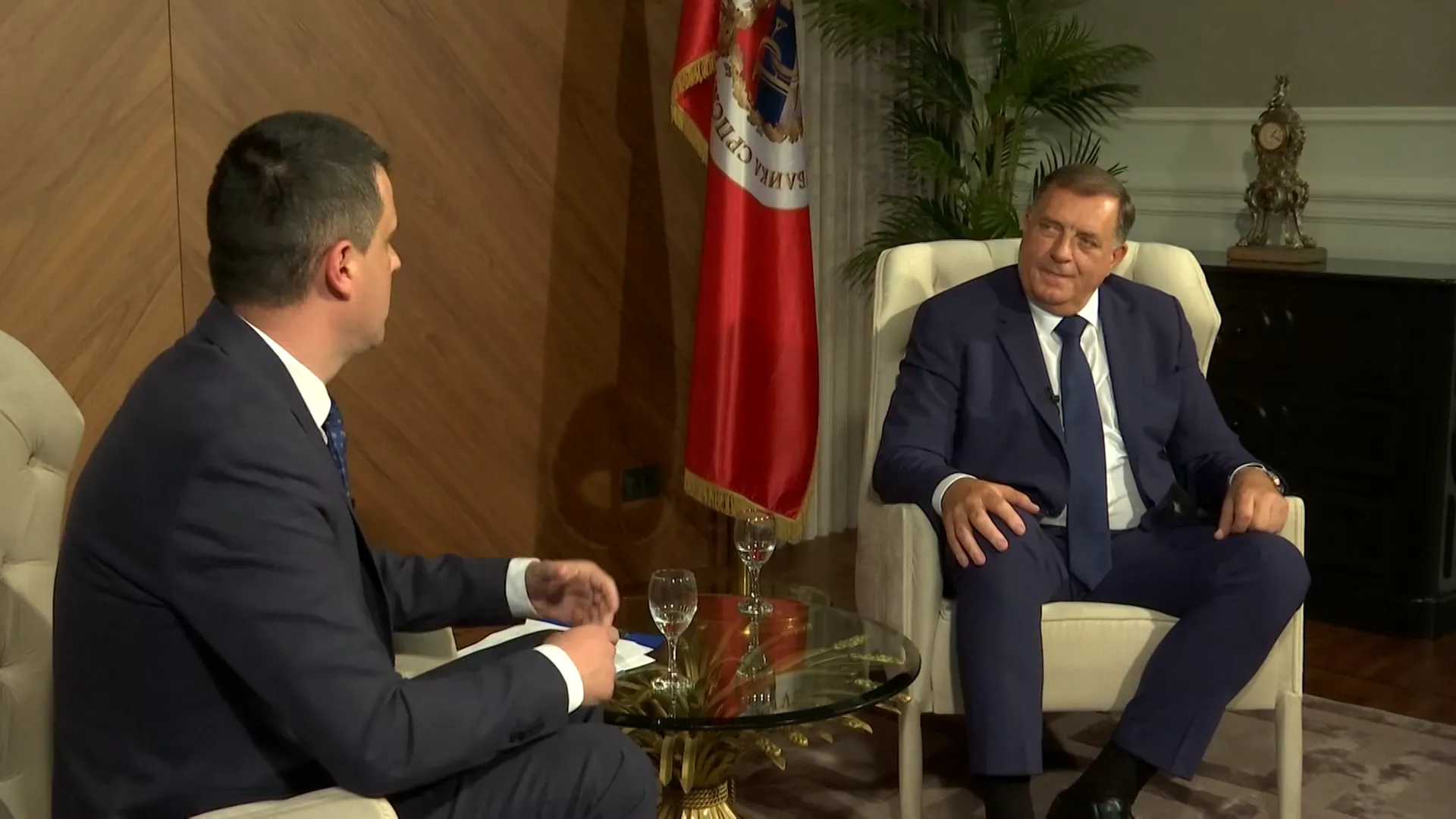 Takovska 10: Milorad Dodik i Rezolucija o Srebrenici