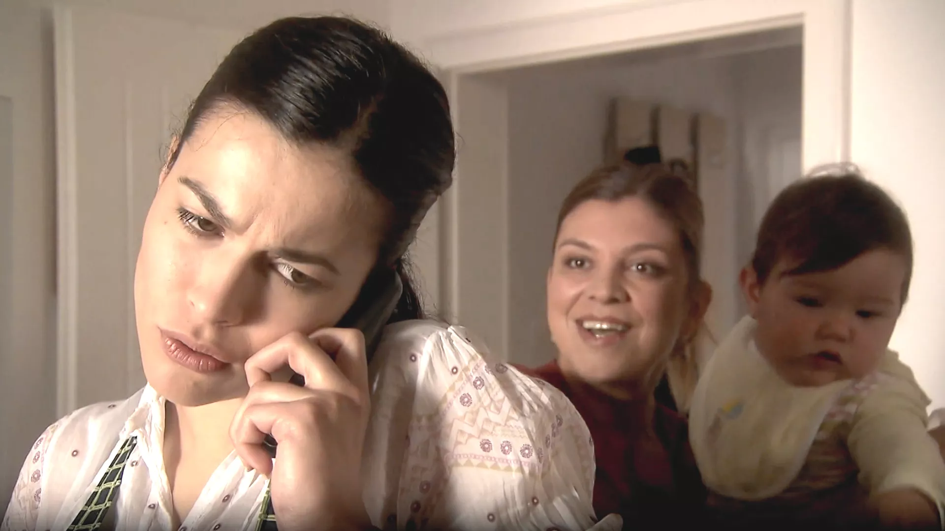 Selo gori, a baba se češlja (4. sezona) (33. epizoda)