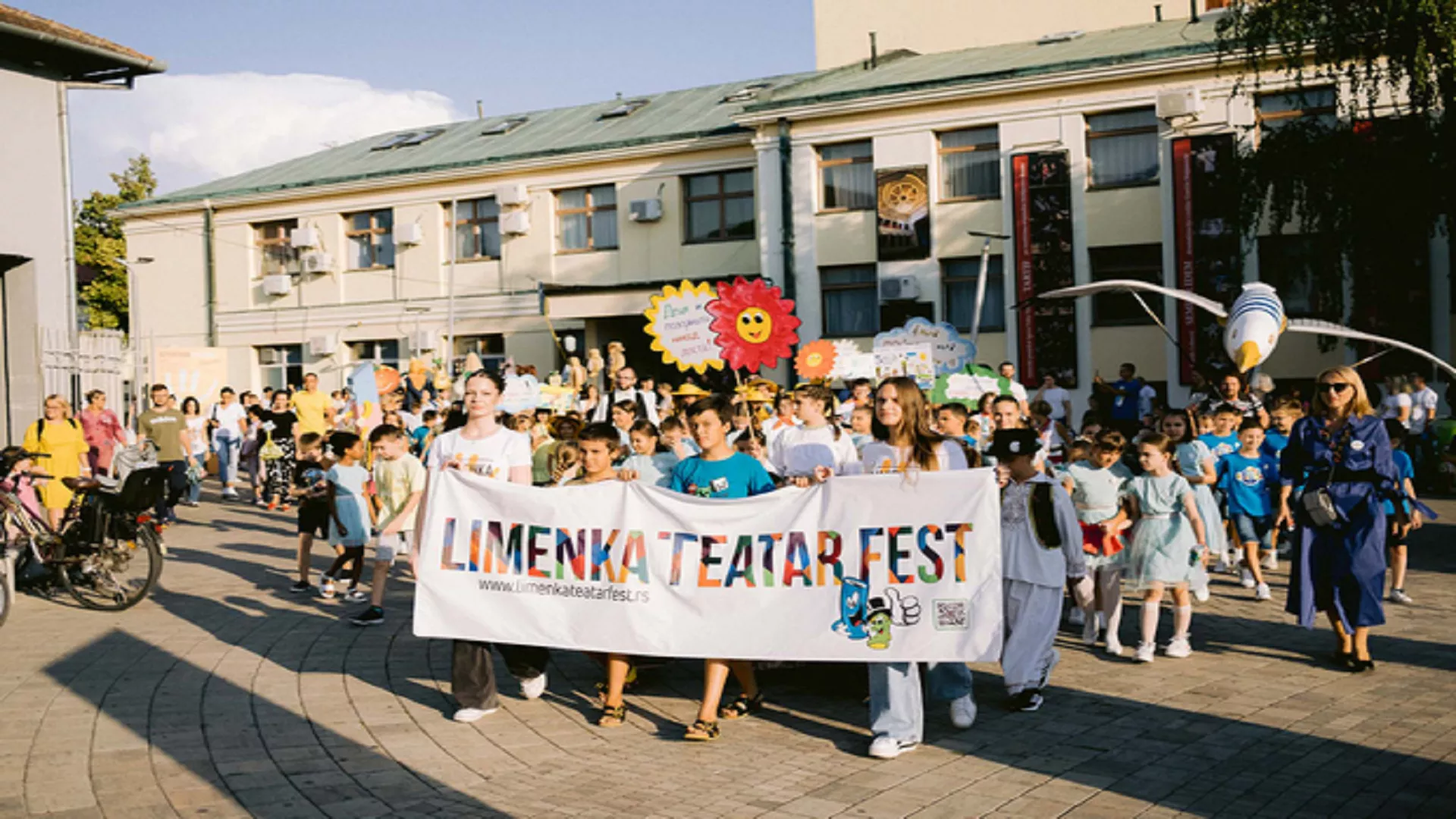 Limenka fest i Rok (u) Muzej(u)