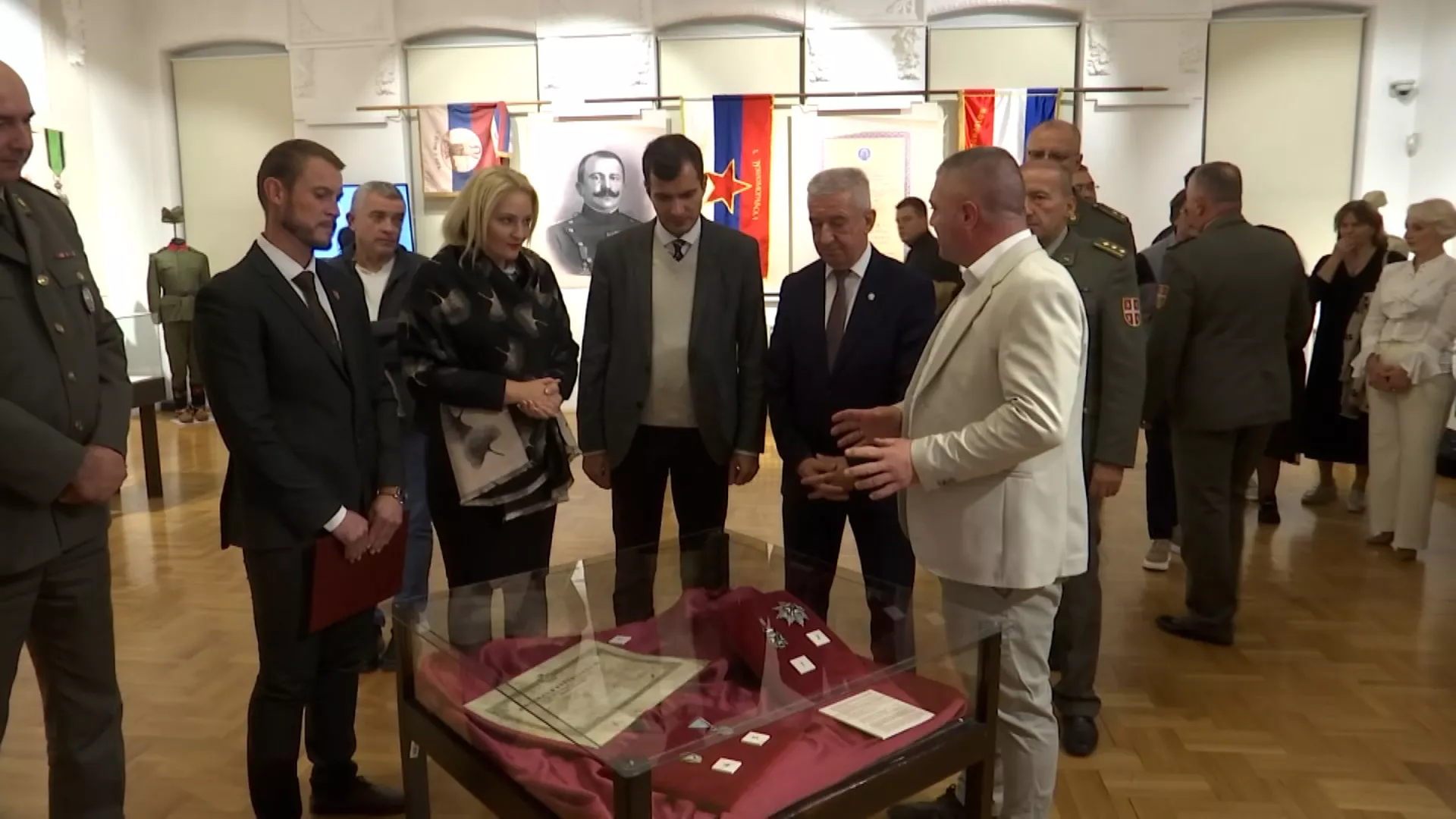 Izložba „Dostojni”