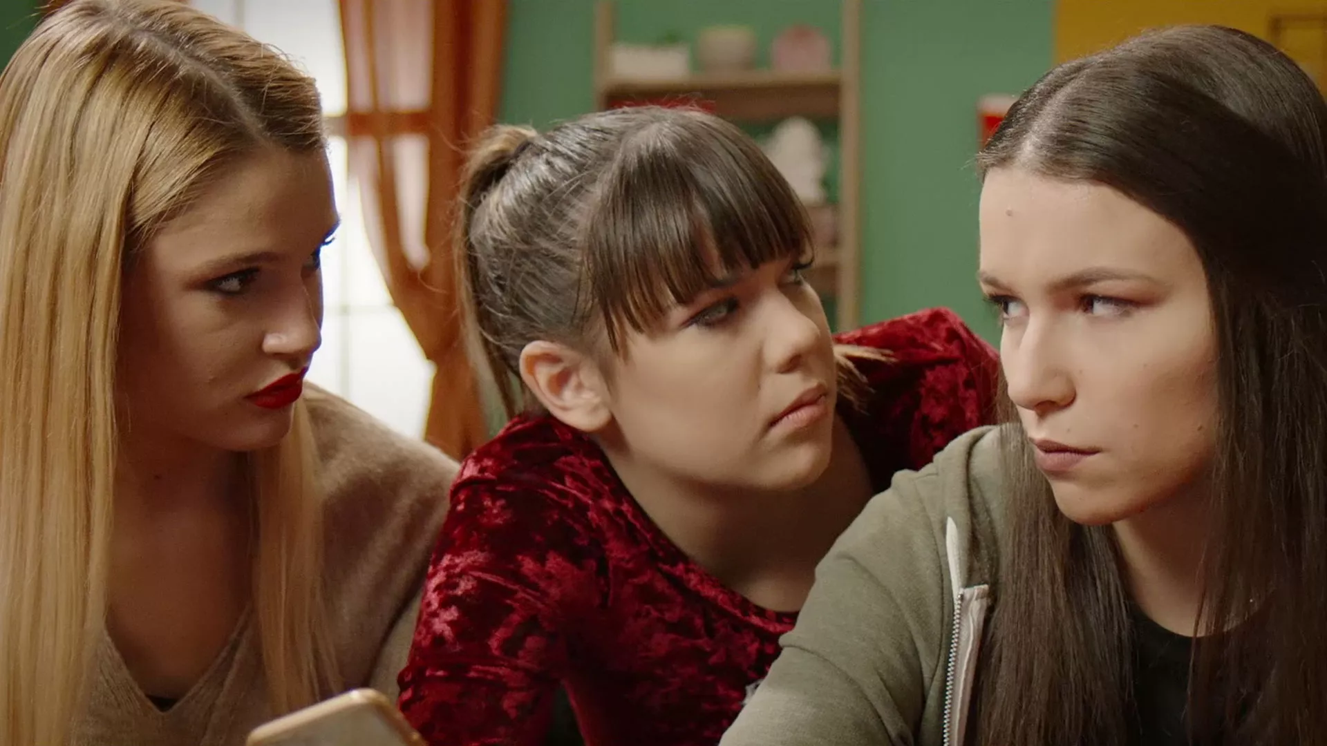 Zaprati me: Pratioci i predrasude