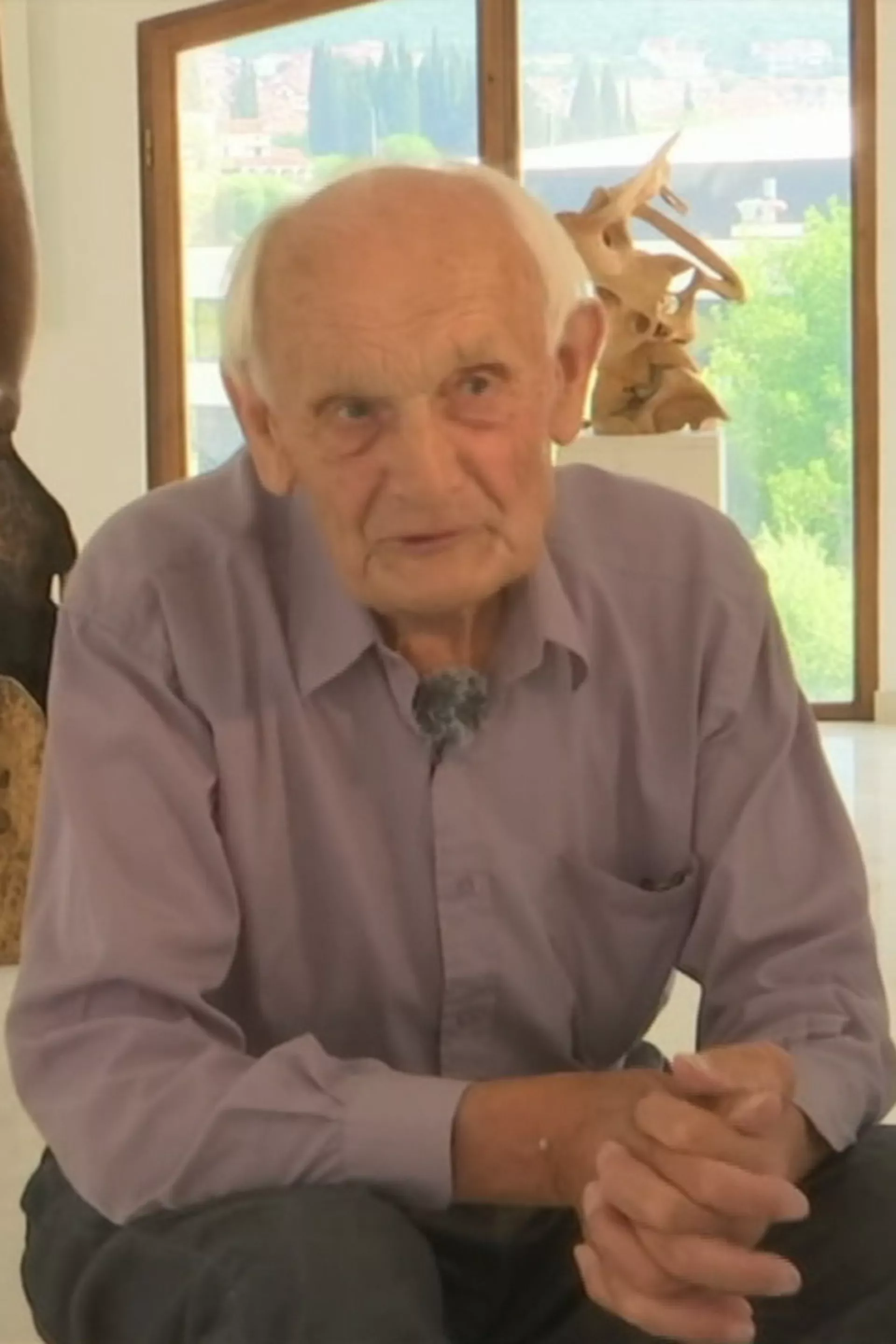 Kvadratura kruga – Četvrt veka traganja za čovekom (SZJ)