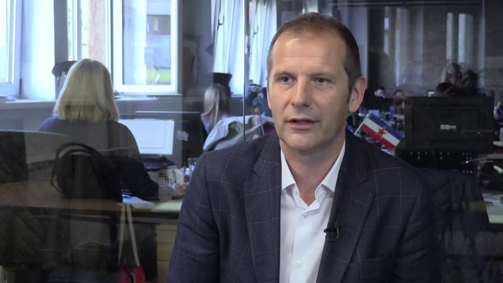 Neverbalna komunikacija: Pogled