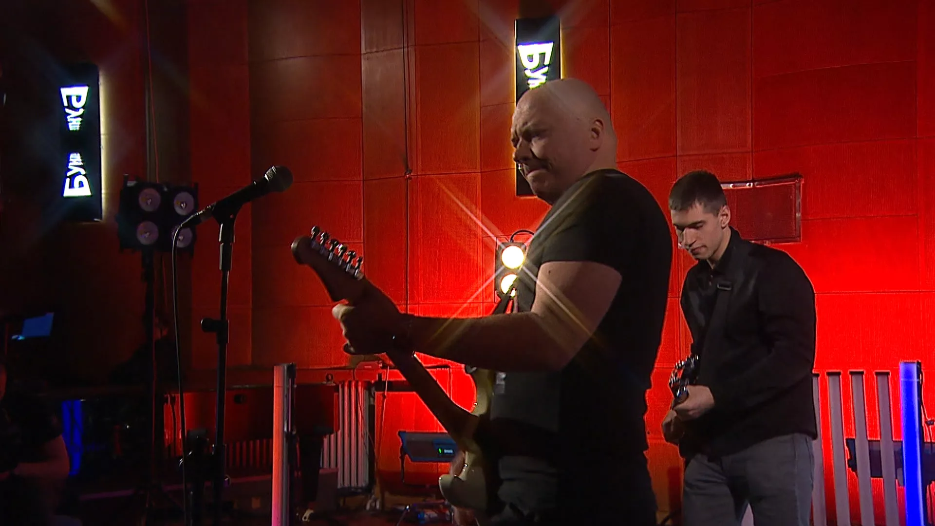 Bunt: Ivan Kljajić, album "Nađi svoju strast"