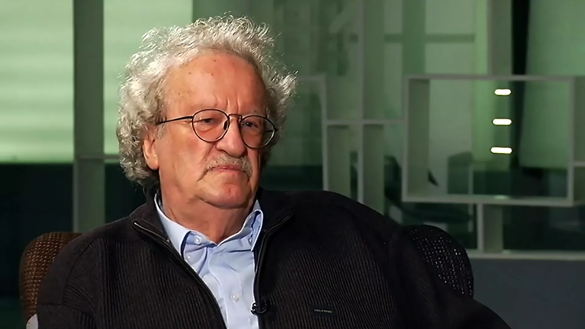 Ostavi sve i čitaj – Predrag Perišić