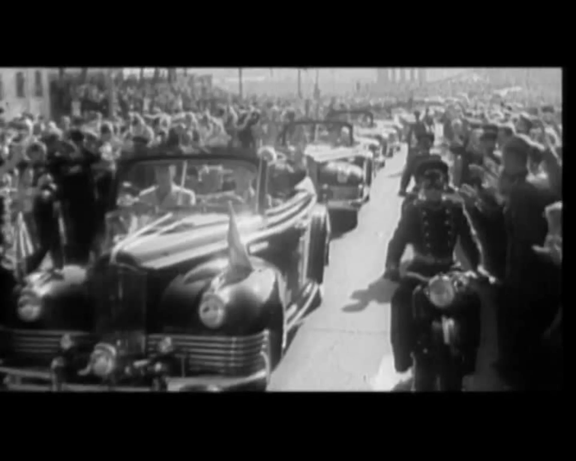 Tito: Crveno i crno – Treća ruska revolucija