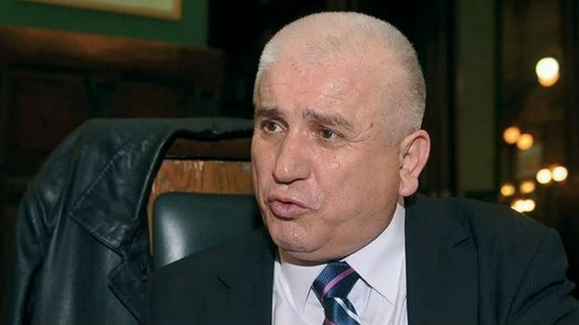 S pesnikom u podne - Slavomir Gvozdenović