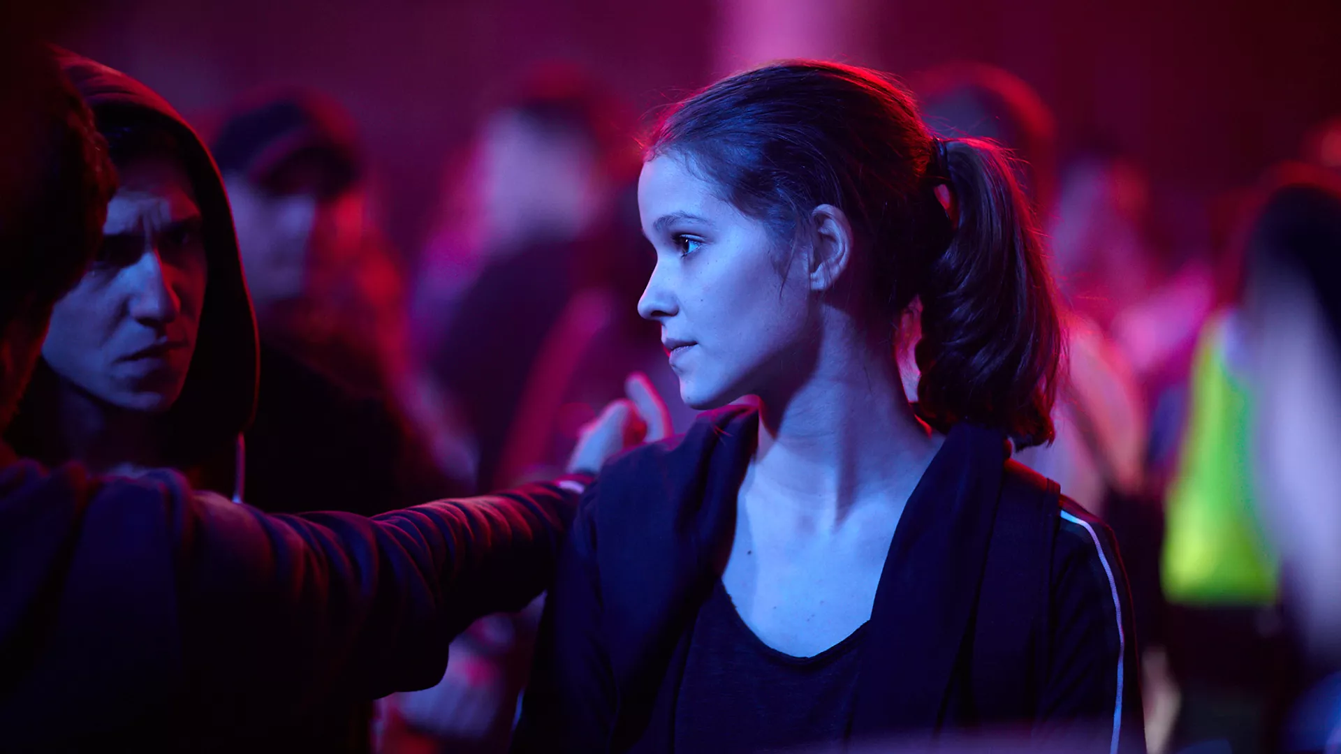 Група (2019) (3. епизода)